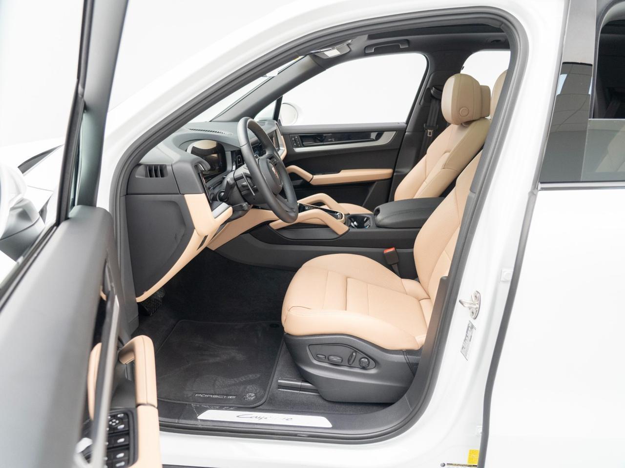 2026 Porsche Cayenne Pompano Beach FL