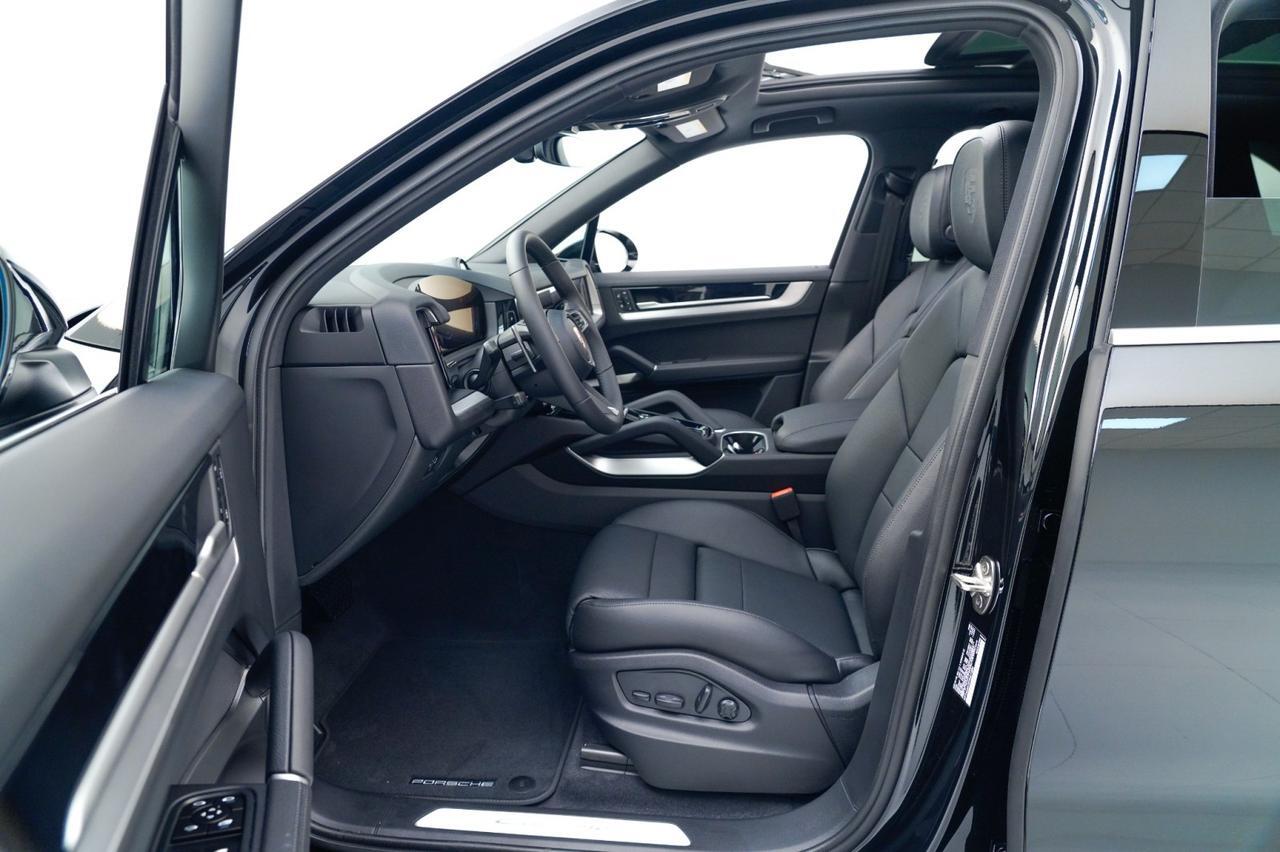 2026 Porsche Cayenne Pompano Beach FL