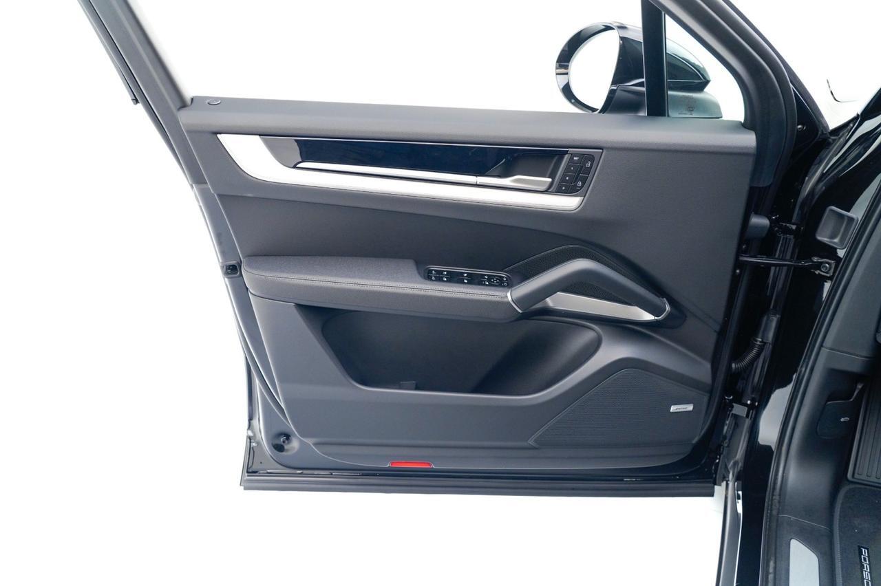 2026 Porsche Cayenne Pompano Beach FL