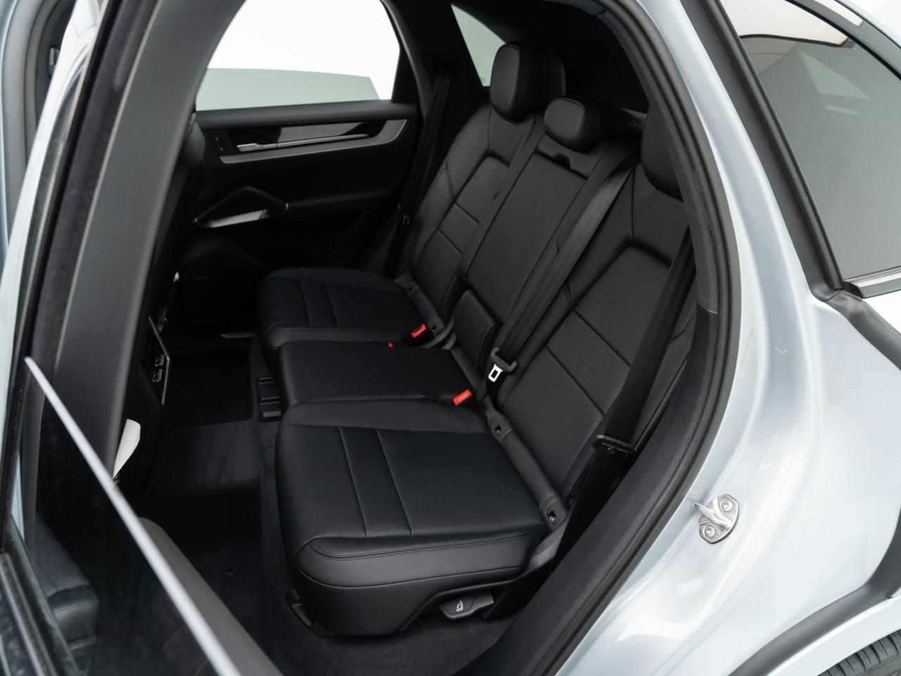 2026 Porsche Cayenne Pompano Beach FL