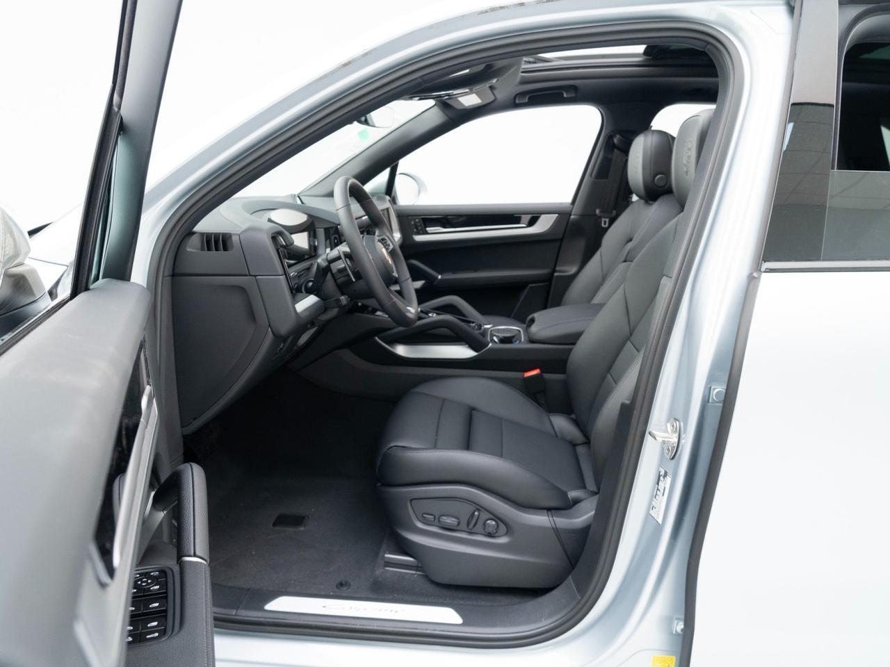 2026 Porsche Cayenne Pompano Beach FL