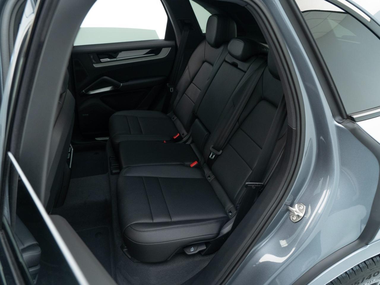 2026 Porsche Cayenne Pompano Beach FL