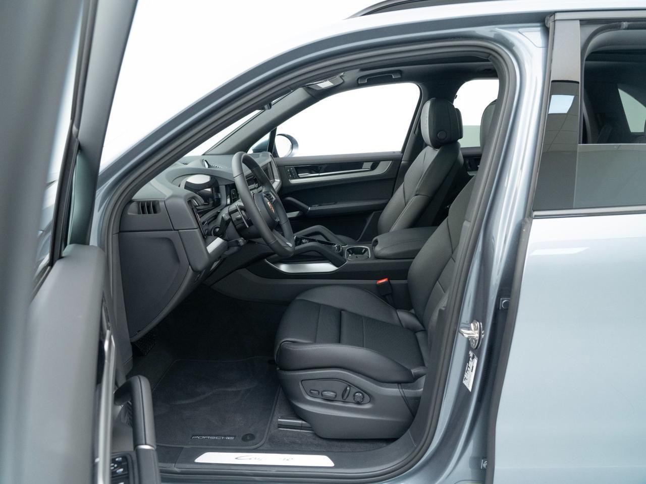 2026 Porsche Cayenne Pompano Beach FL