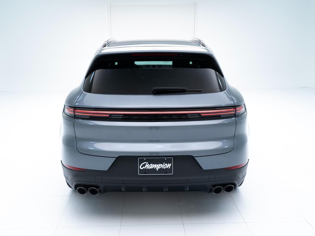 2026 Porsche Cayenne Pompano Beach FL