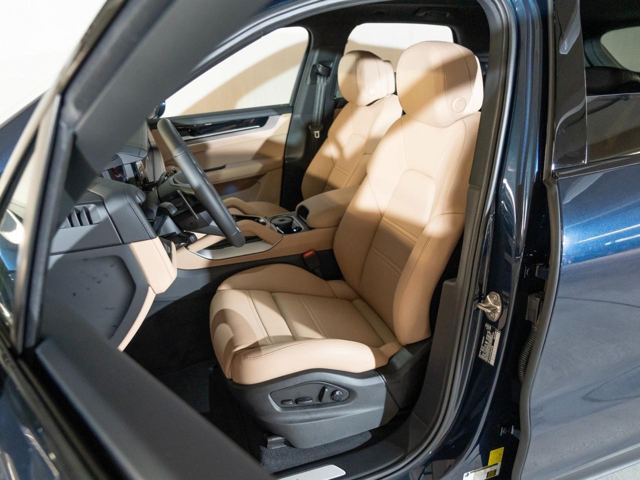 2026 Porsche Cayenne Pompano Beach FL