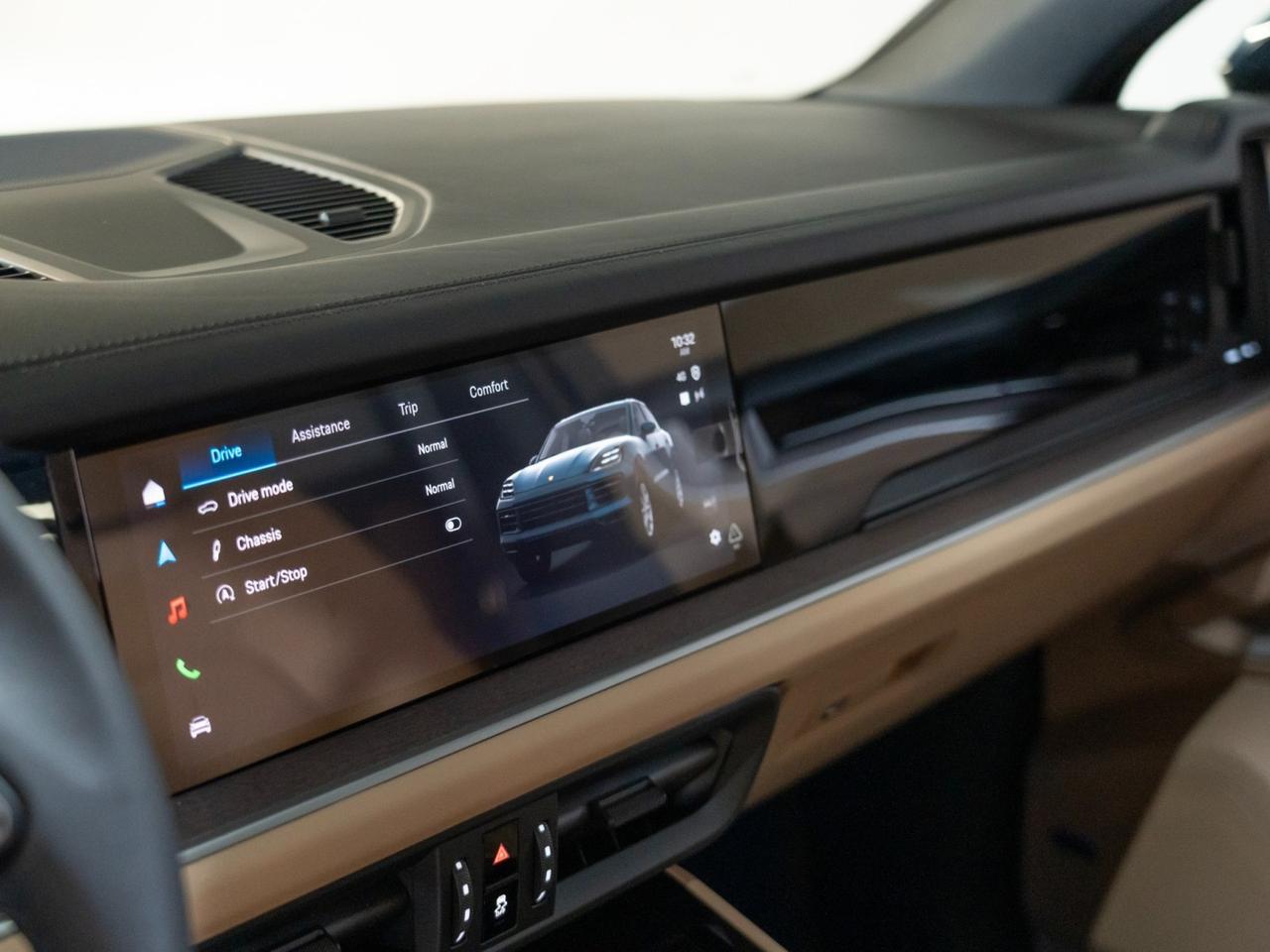 2026 Porsche Cayenne Pompano Beach FL