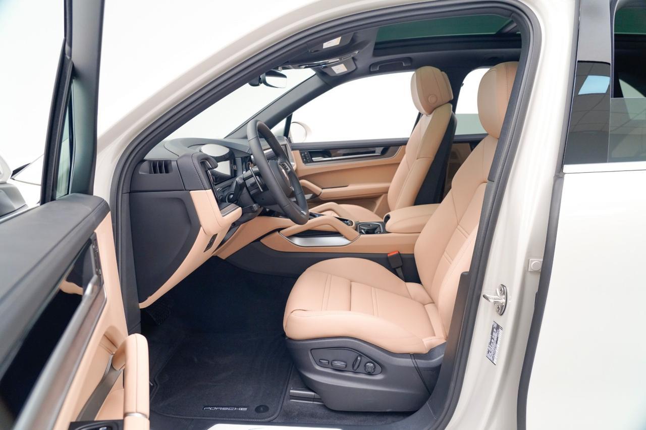 2026 Porsche Cayenne Pompano Beach FL