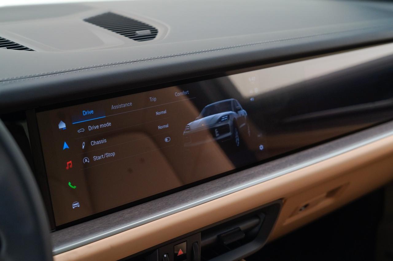 2026 Porsche Cayenne Pompano Beach FL