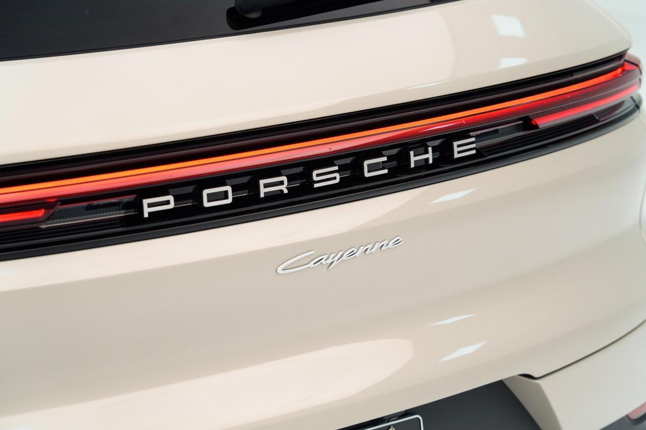 2026 Porsche Cayenne Pompano Beach FL