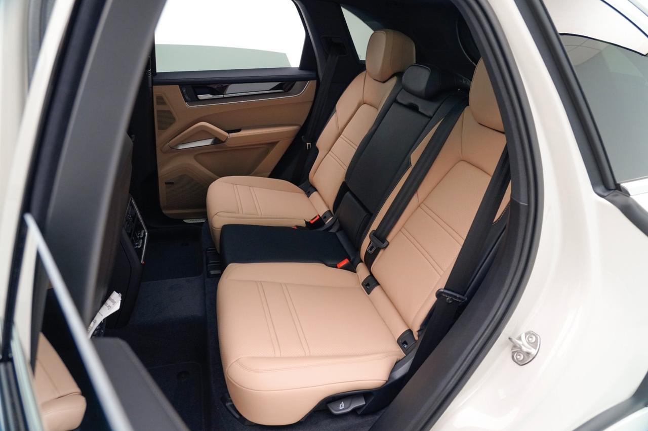 2026 Porsche Cayenne Pompano Beach FL