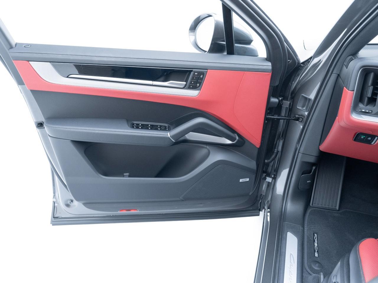 2026 Porsche Cayenne Pompano Beach FL