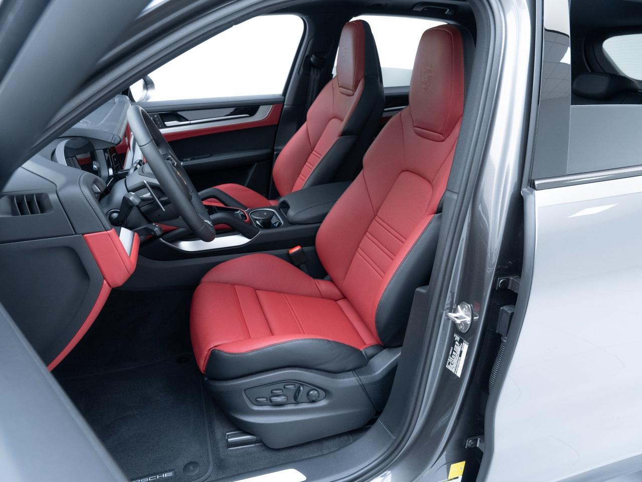 2026 Porsche Cayenne Pompano Beach FL