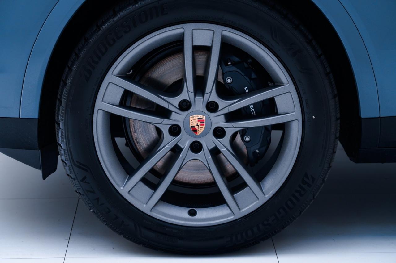 2026 Porsche Cayenne Pompano Beach FL