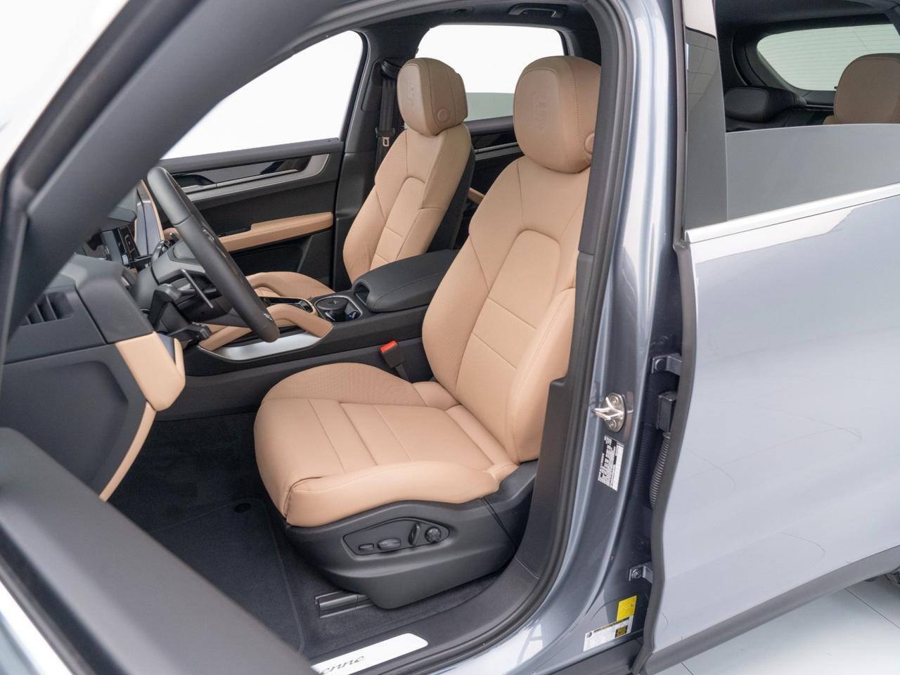 2026 Porsche Cayenne Pompano Beach FL