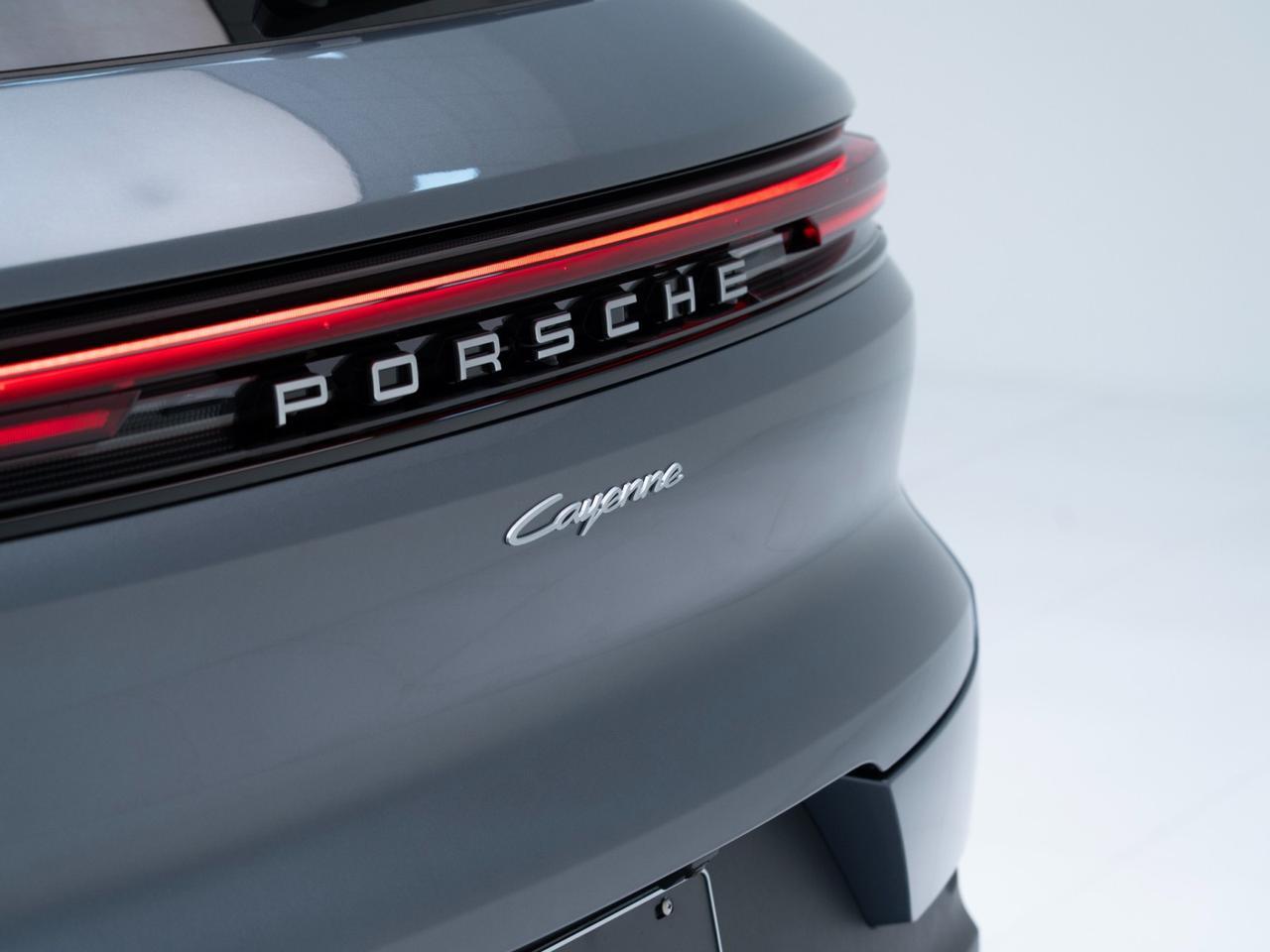 2026 Porsche Cayenne Pompano Beach FL