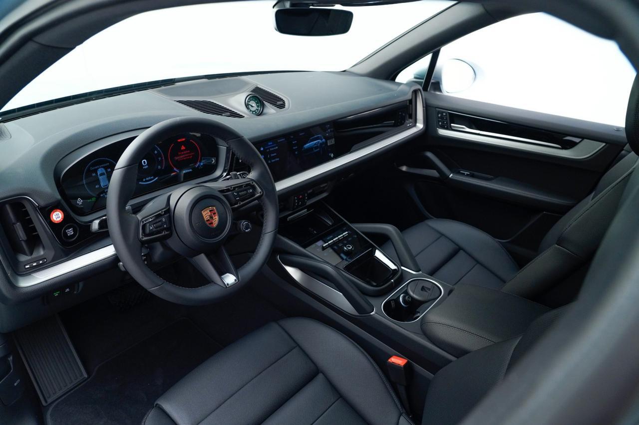 2026 Porsche Cayenne Pompano Beach FL