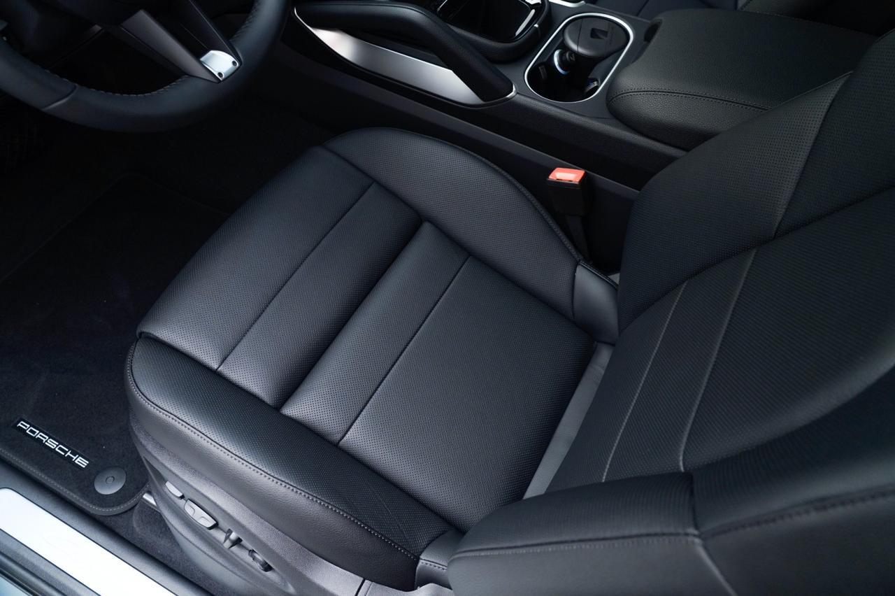 2026 Porsche Cayenne Pompano Beach FL