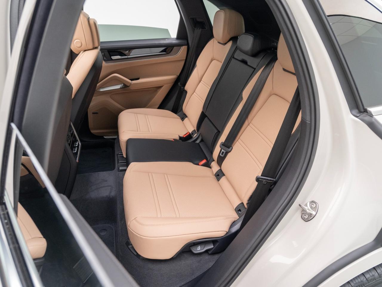 2026 Porsche Cayenne Pompano Beach FL