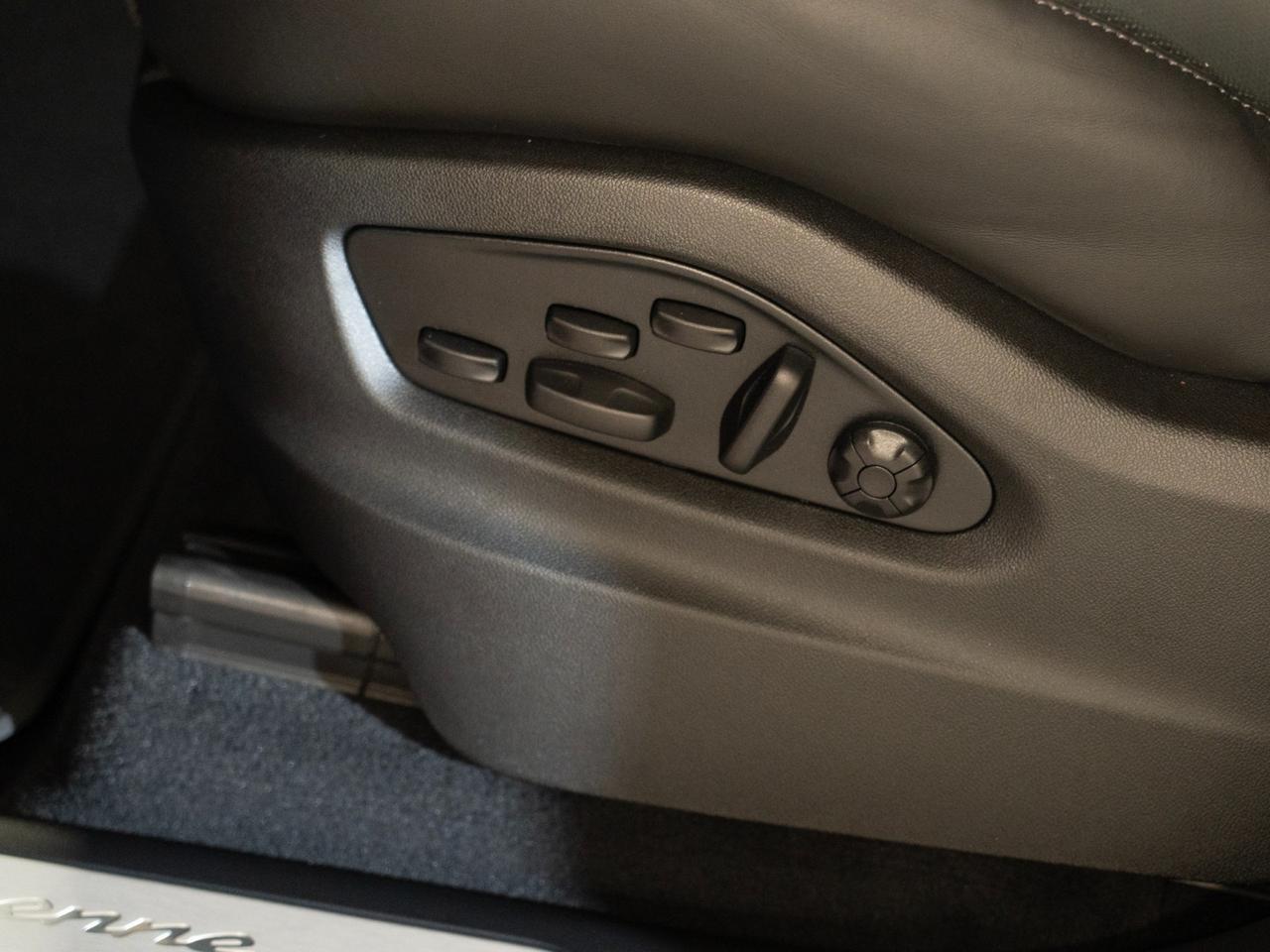 2026 Porsche Cayenne Pompano Beach FL