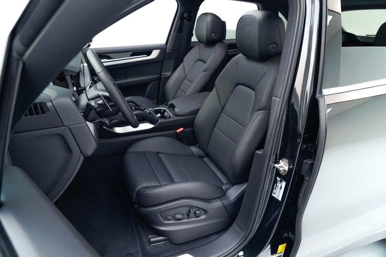 2026 Porsche Cayenne Pompano Beach FL