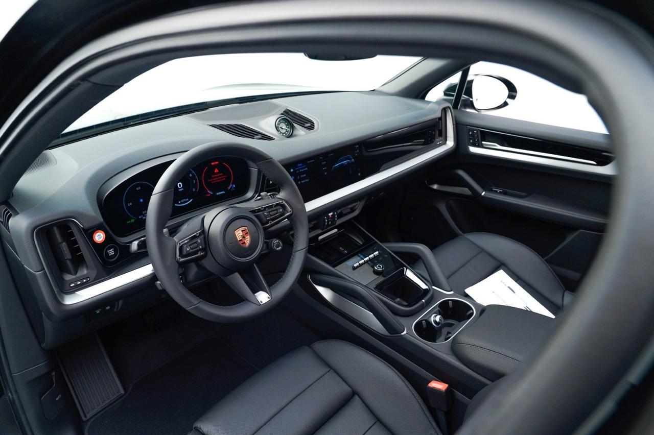 2026 Porsche Cayenne Pompano Beach FL