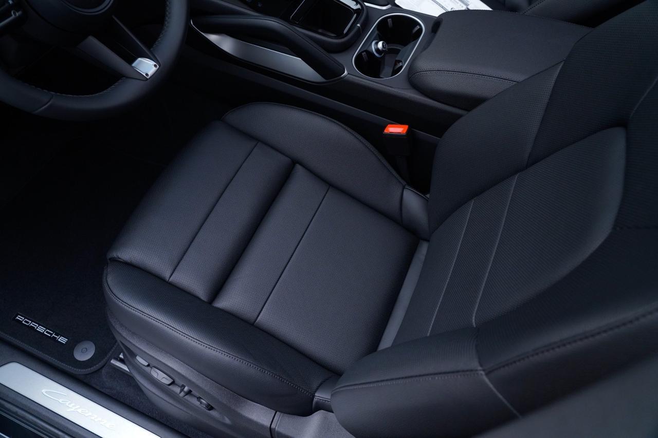 2026 Porsche Cayenne Pompano Beach FL