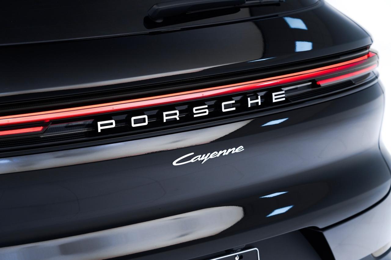 2026 Porsche Cayenne Pompano Beach FL