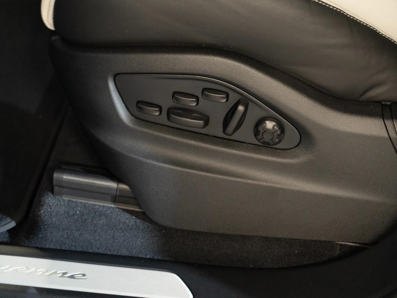 2026 Porsche Cayenne Pompano Beach FL
