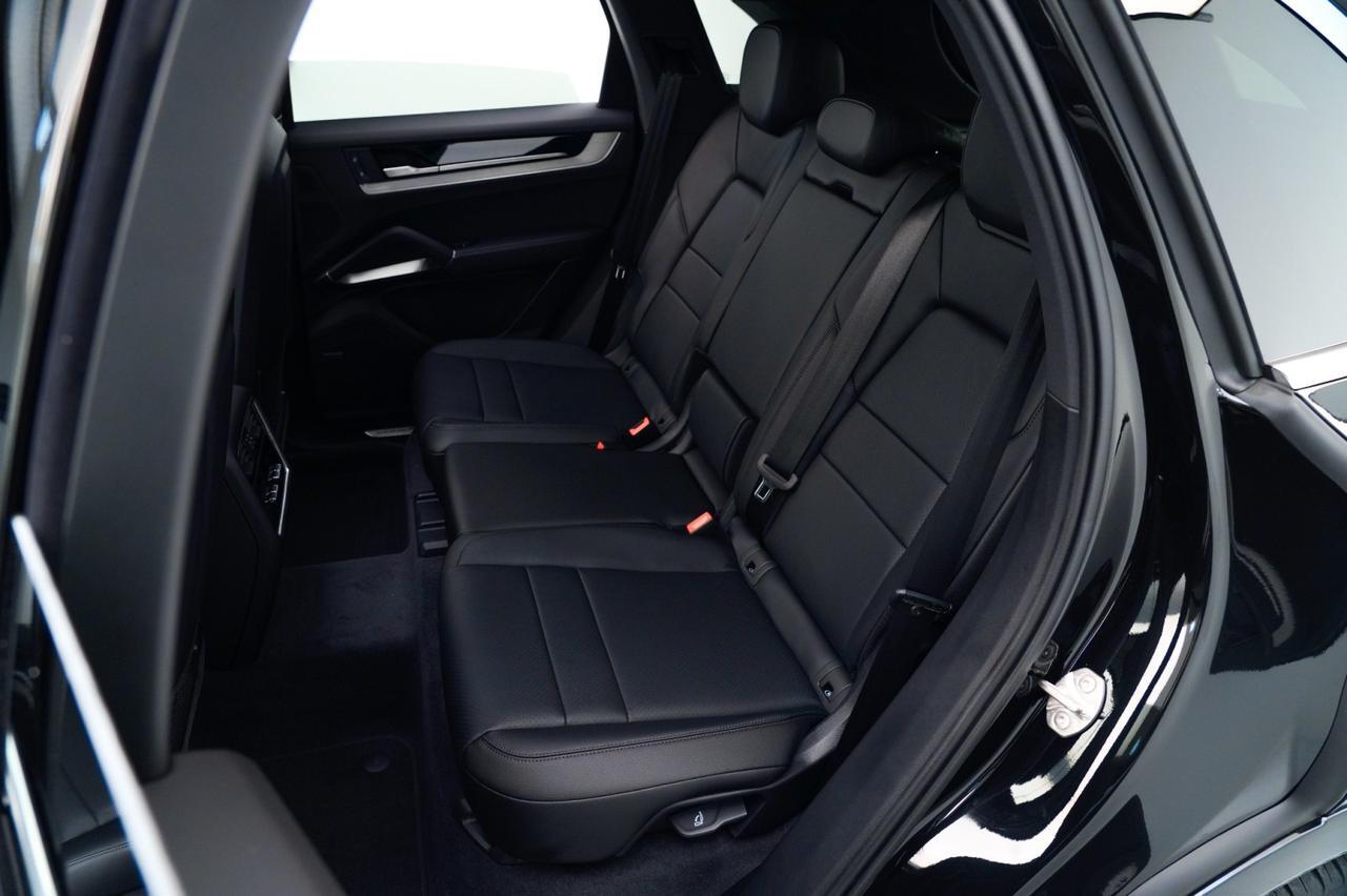 2026 Porsche Cayenne Pompano Beach FL