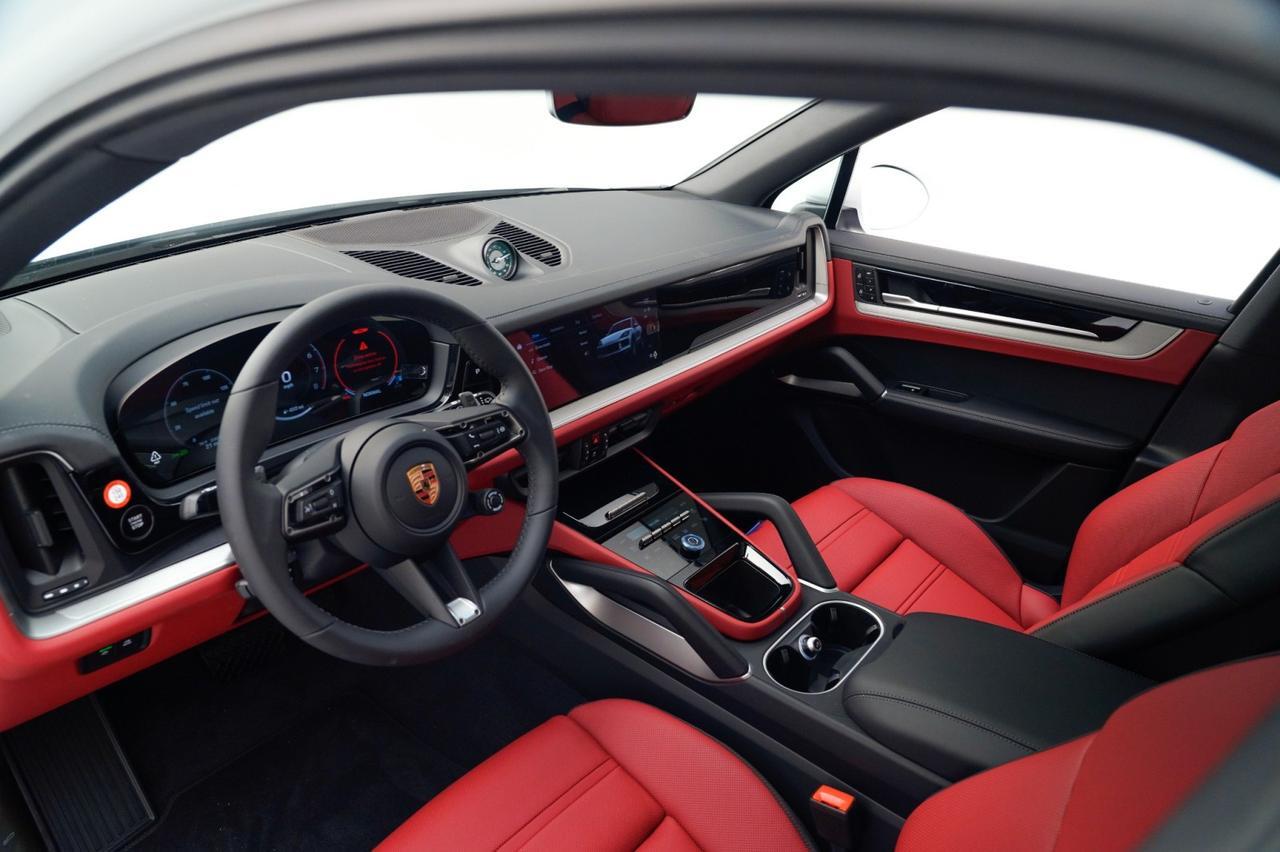 2026 Porsche Cayenne Pompano Beach FL