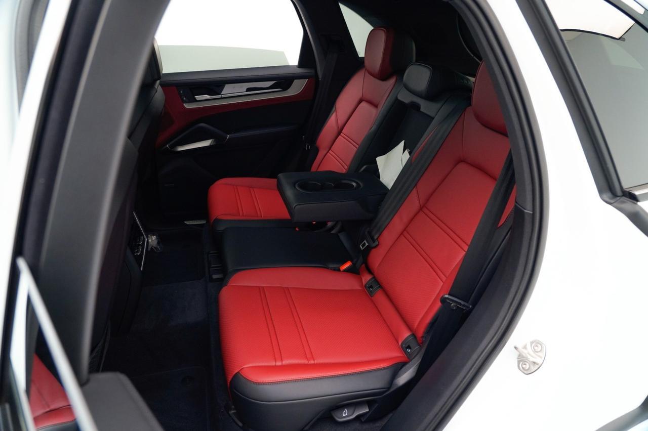 2026 Porsche Cayenne Pompano Beach FL