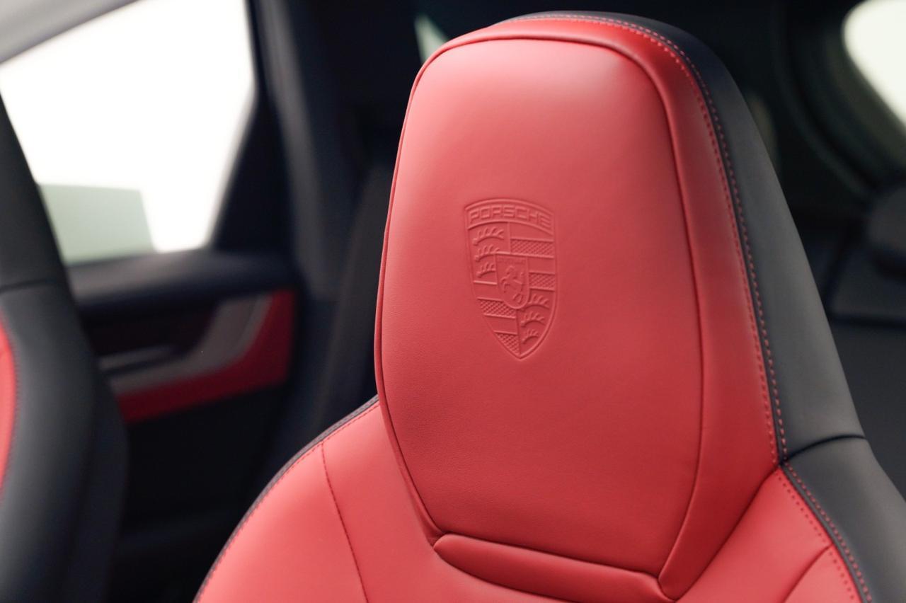 2026 Porsche Cayenne Pompano Beach FL