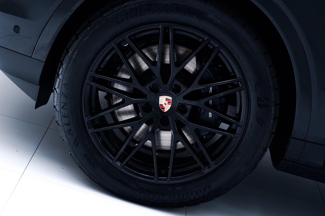 2026 Porsche Cayenne Pompano Beach FL