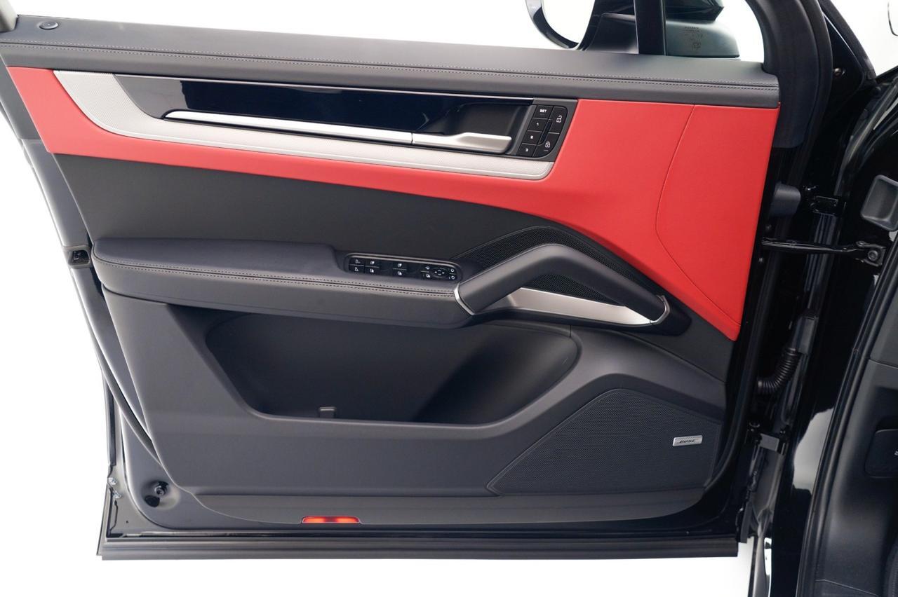 2026 Porsche Cayenne Pompano Beach FL