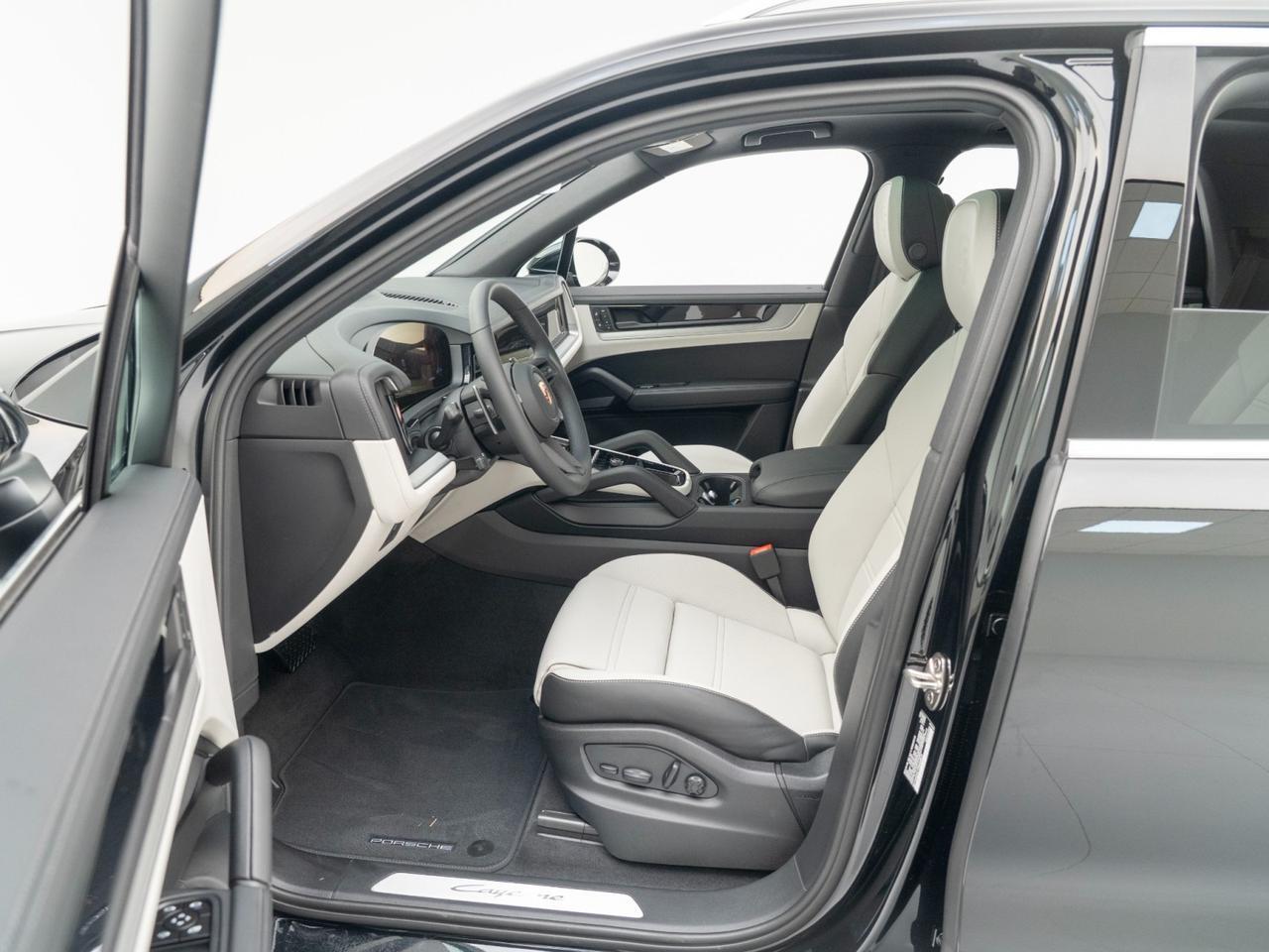 2026 Porsche Cayenne Pompano Beach FL