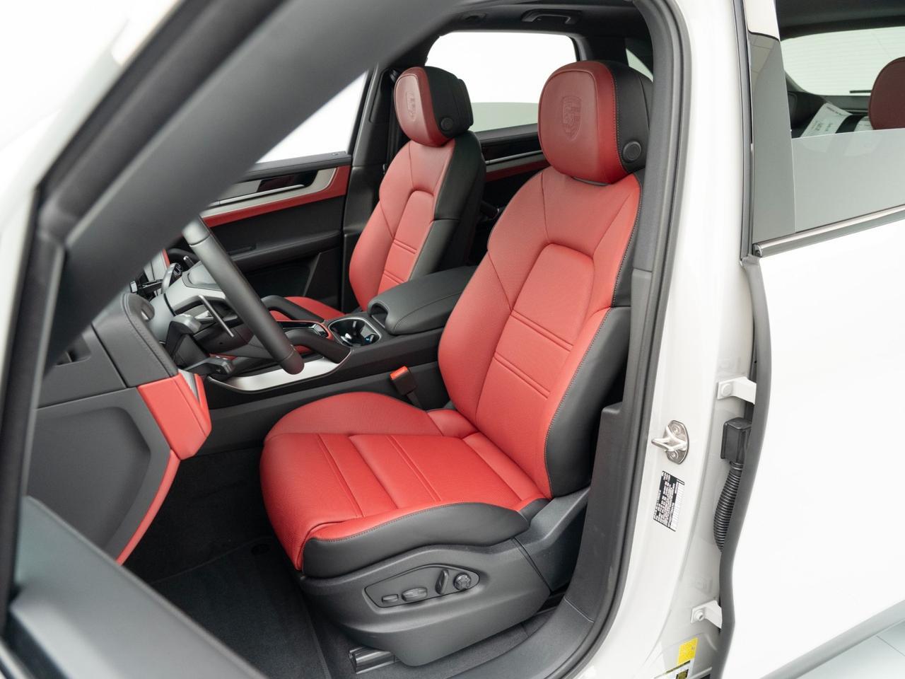 2026 Porsche Cayenne Pompano Beach FL