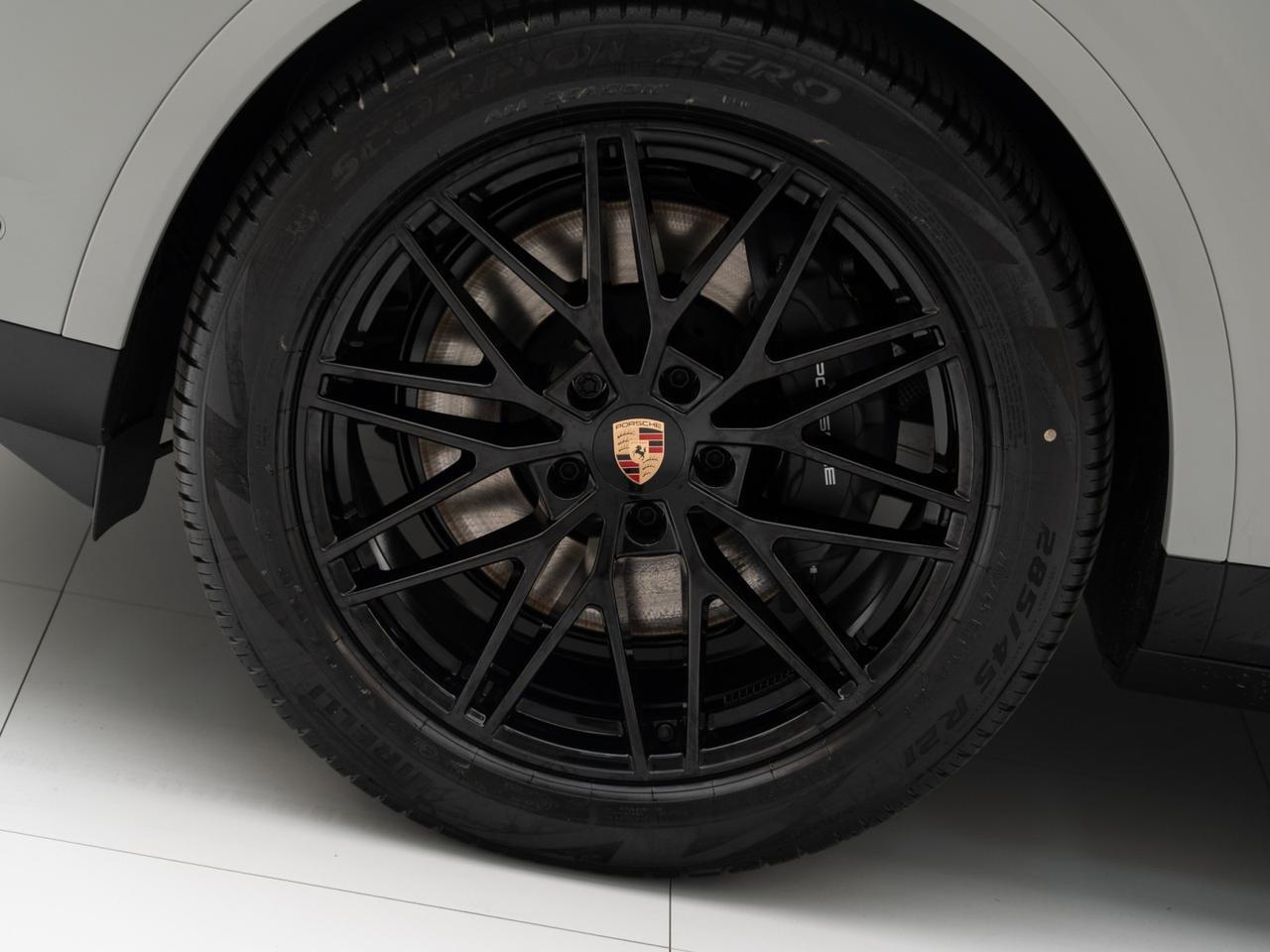 2026 Porsche Cayenne Pompano Beach FL