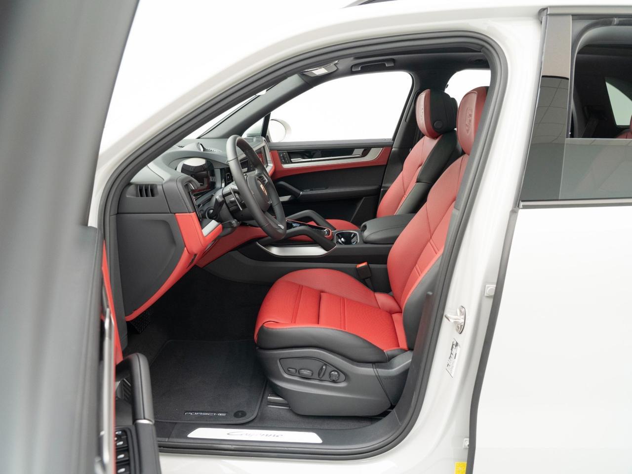 2026 Porsche Cayenne Pompano Beach FL