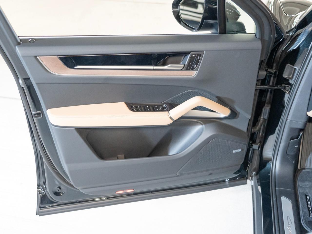 2026 Porsche Cayenne Pompano Beach FL