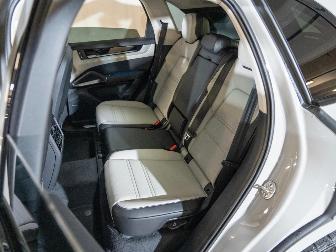 2026 Porsche Cayenne Pompano Beach FL