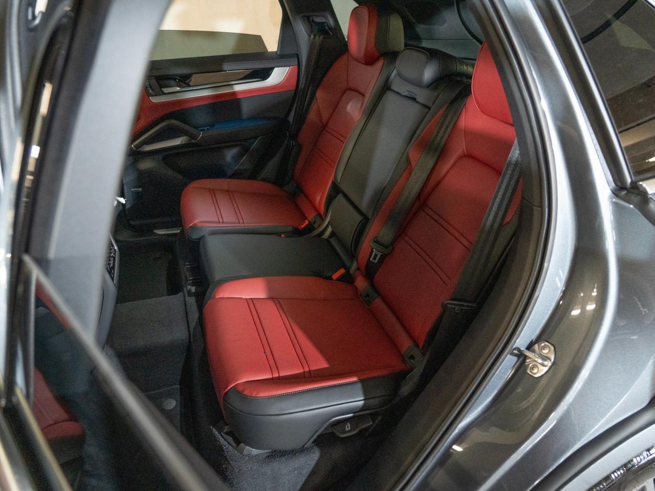 2026 Porsche Cayenne Pompano Beach FL