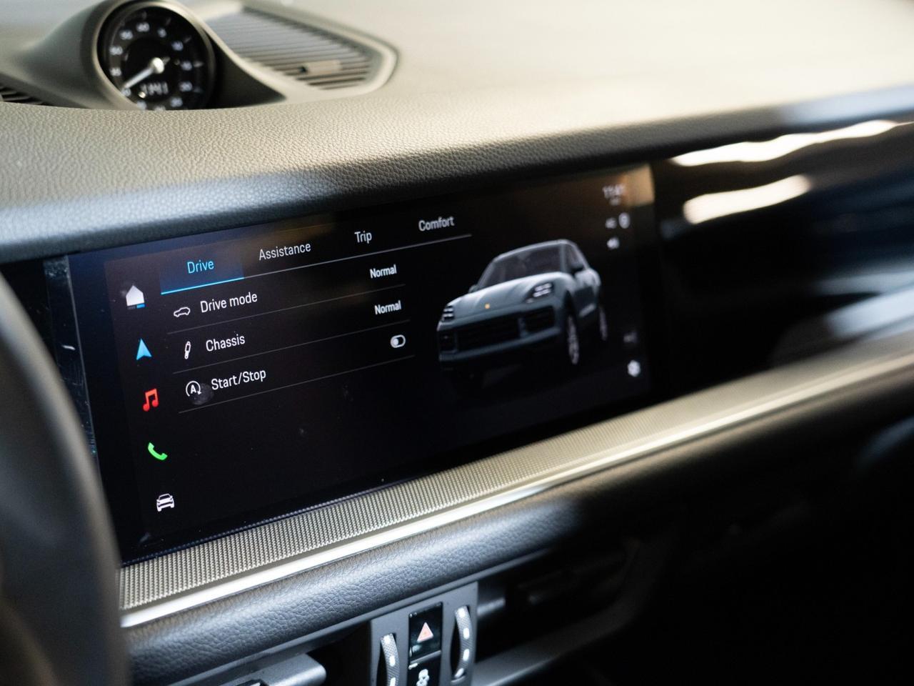 2026 Porsche Cayenne Pompano Beach FL