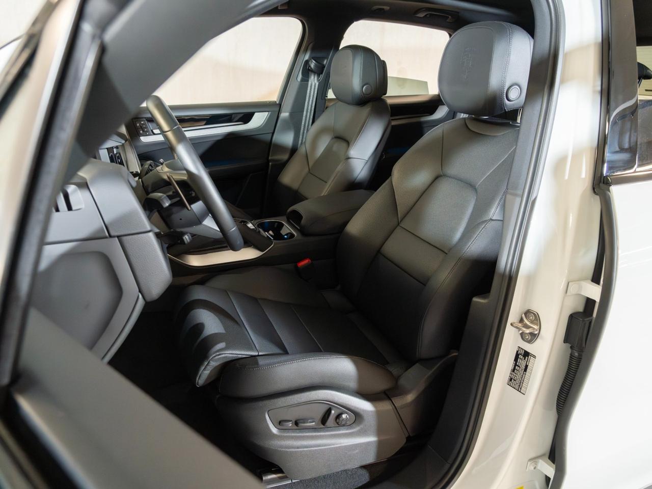 2026 Porsche Cayenne Pompano Beach FL