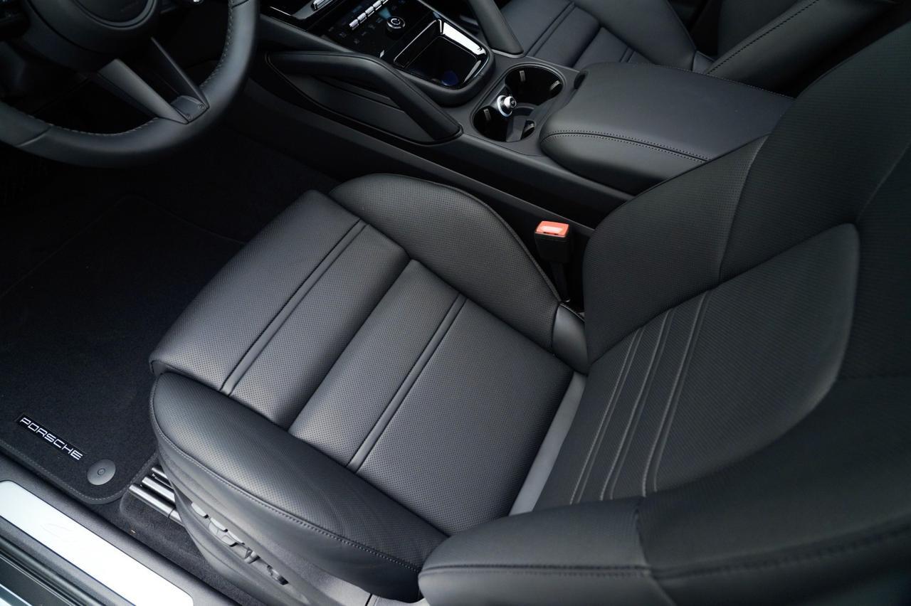 2026 Porsche Cayenne Pompano Beach FL