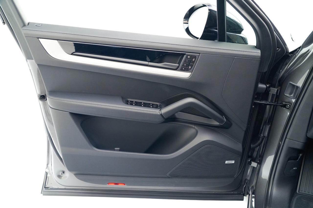 2026 Porsche Cayenne Pompano Beach FL