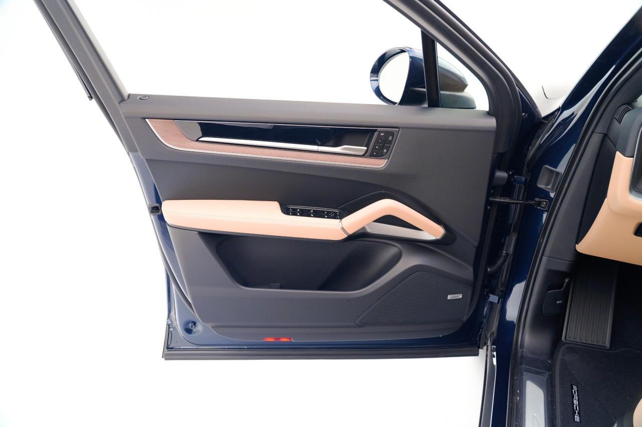 2026 Porsche Cayenne Pompano Beach FL