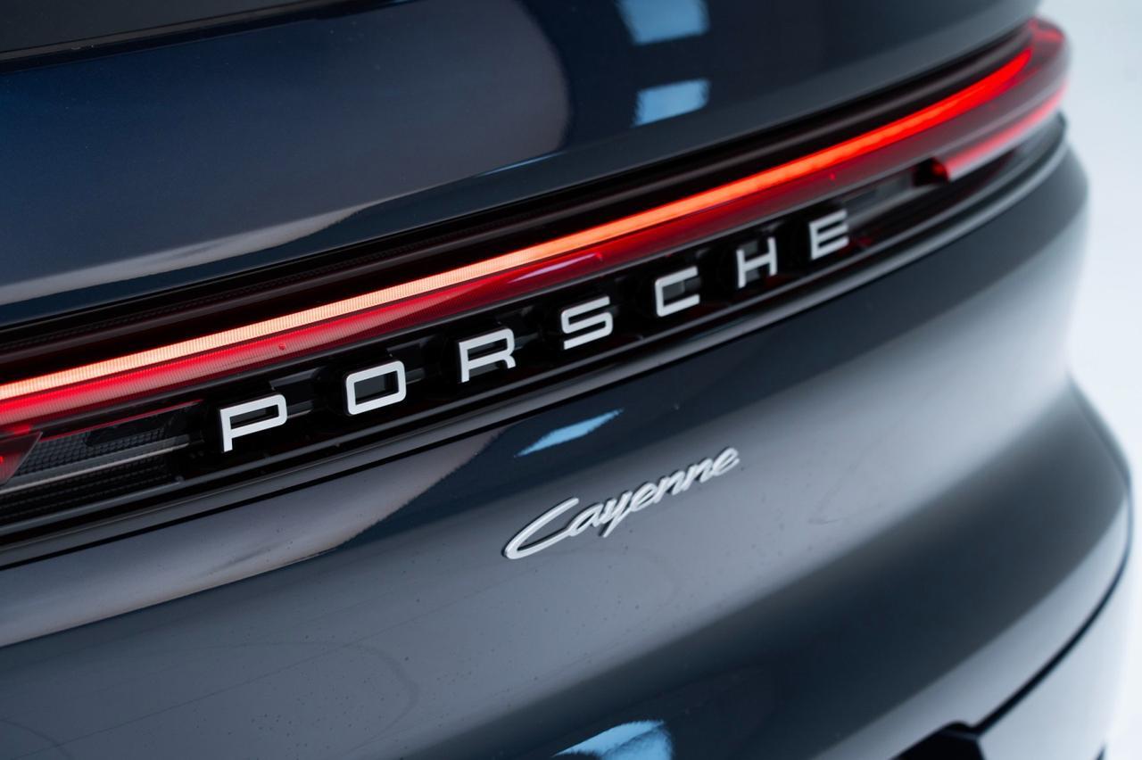 2026 Porsche Cayenne Pompano Beach FL