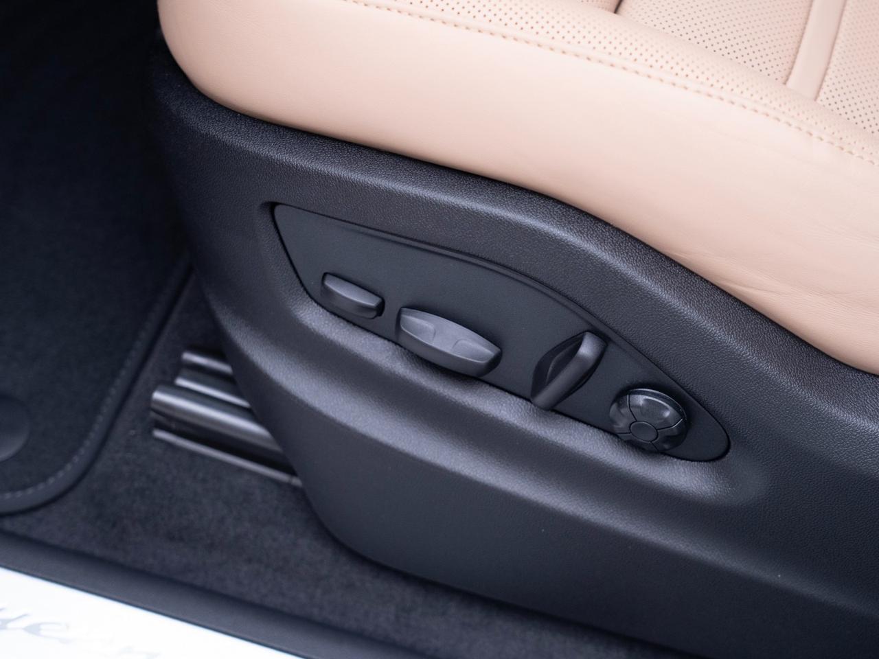 2026 Porsche Cayenne Pompano Beach FL