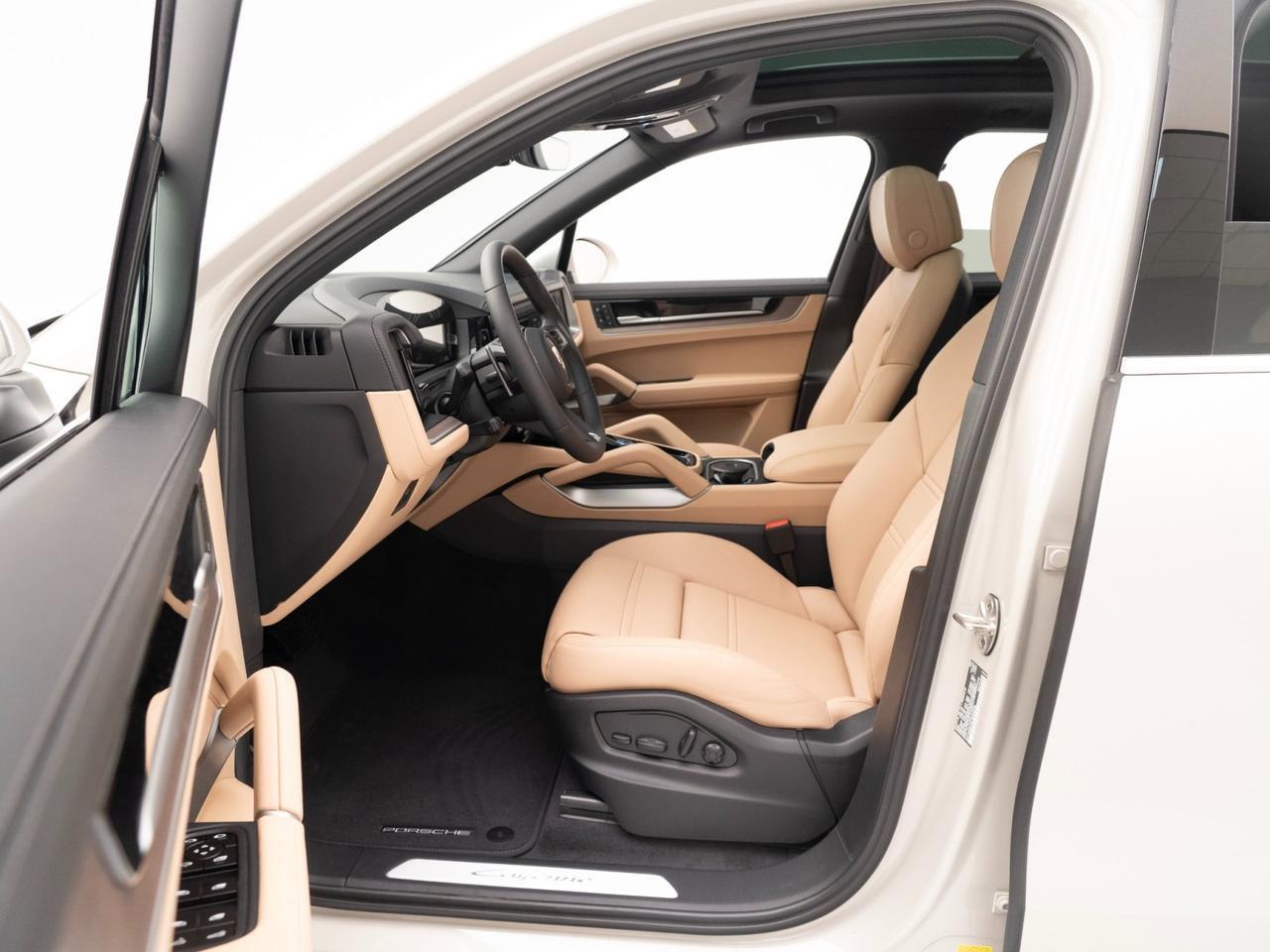 2026 Porsche Cayenne Pompano Beach FL