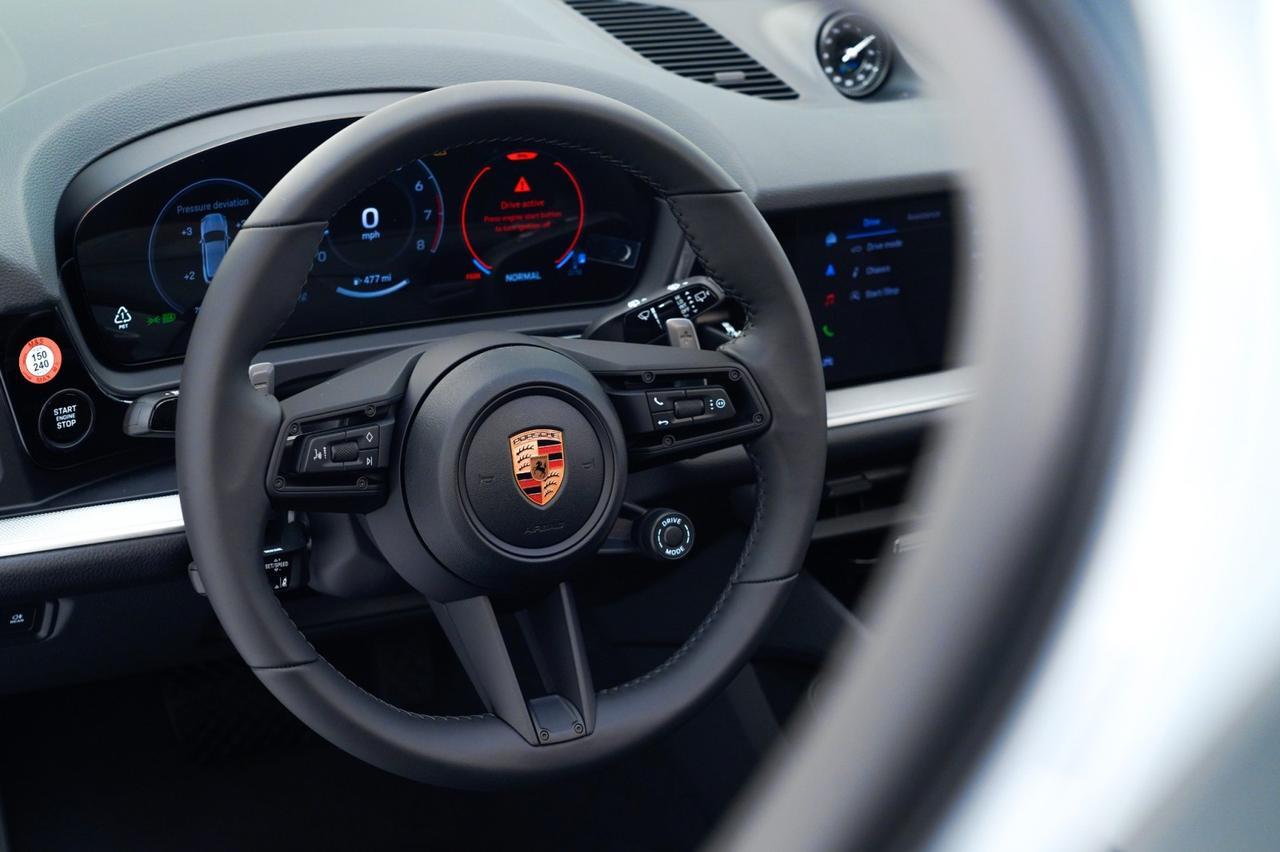 2026 Porsche Cayenne Pompano Beach FL